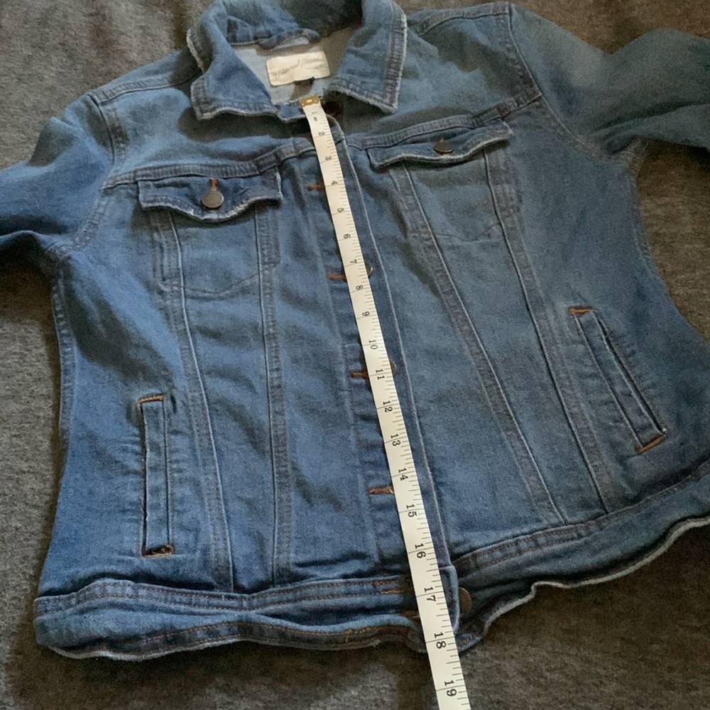 Universal Thread Jean Jacket - Picture 12 of 12